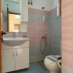 Ξενοδοχείο Mintt Εξαμίλιο