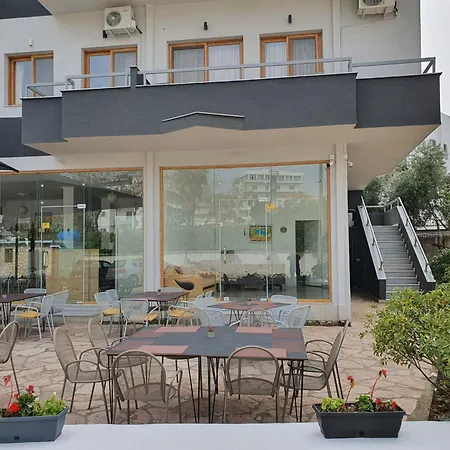 Mintt Εξαμίλιο